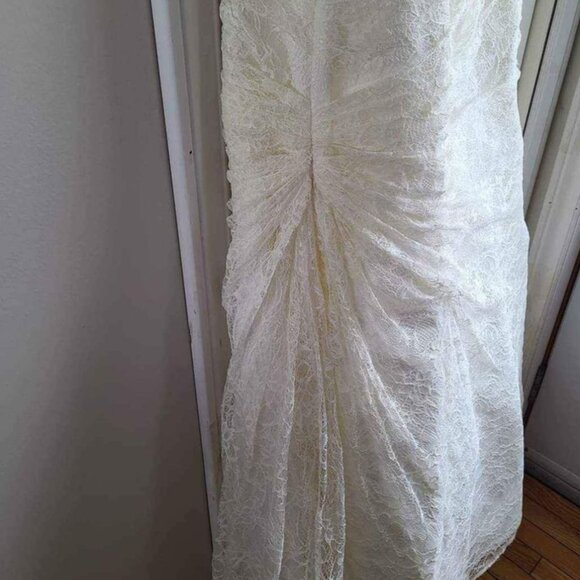 Lace Elegance Wedding Dress size 10 - Picture 9 of 10